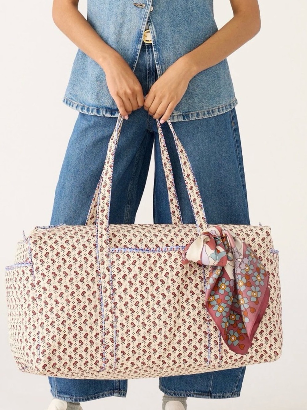 VERA BRADLEY LARGE DUFFEL